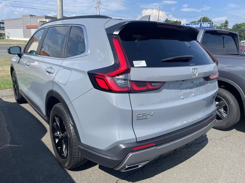 Used 2023 Honda CR-V Sport image 4