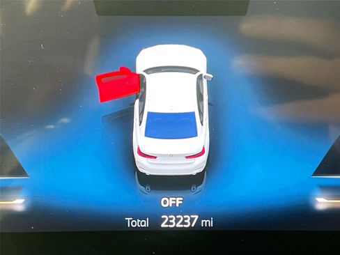 Used 2023 BMW 330i xDrive Sedan w/ Parking Assistance Package AWD/4WD image 13