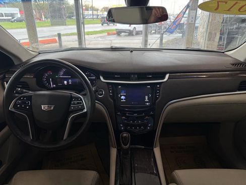 Used 2017 Cadillac XTS Luxury FWD image 32