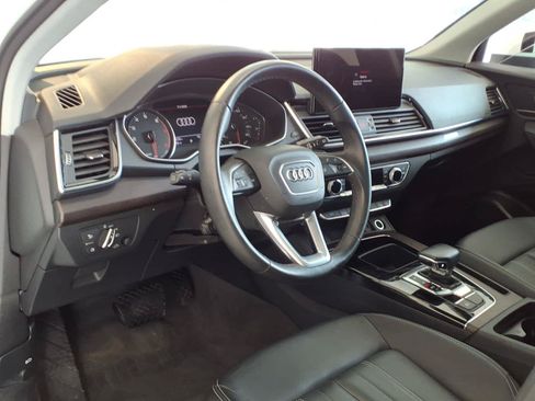 Used 2023 Audi Q5 2.0T Premium w/ Convenience Package AWD/4WD image 9