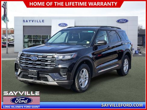 Used 2025 Ford Explorer Active image 1