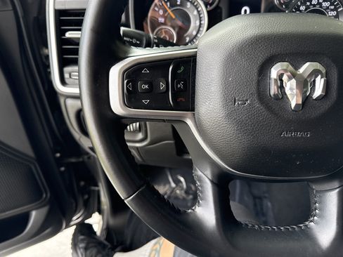 Used 2019 RAM 1500 Big Horn RWD image 17