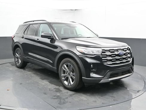 New 2026 Ford Explorer Active w/ Active Comfort Package AWD/4WD image 5