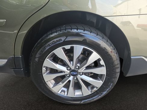 Used 2019 Subaru Outback 3.6R Touring AWD/4WD image 44