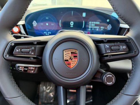 New 2026 Porsche Macan 4S Electric image 34