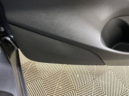 Used 2023 Tesla Model 3 Standard Range image 26