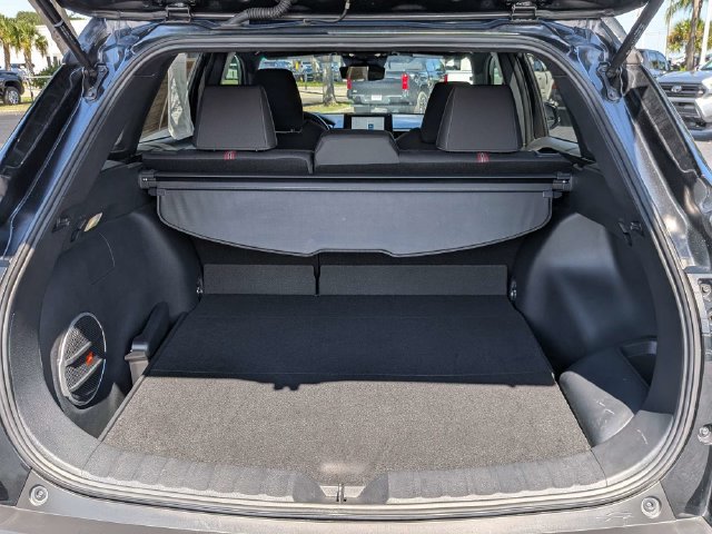 Used 2024 Toyota Corolla Cross AWD Hybrid w/ Moonroof Package image 12
