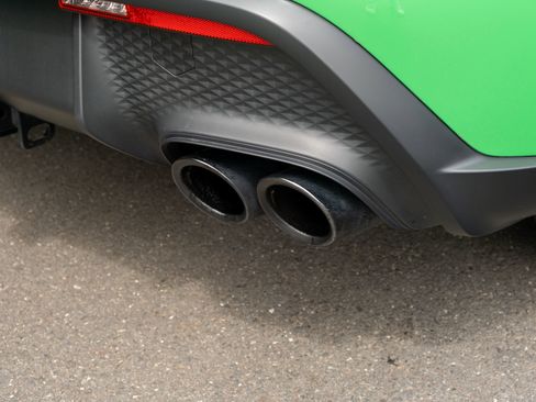 Certified 2025 Porsche Macan GTS image 62