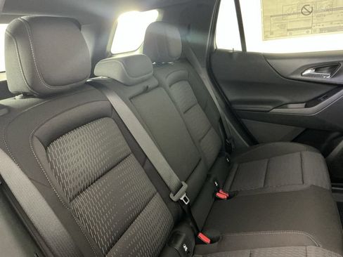 New 2027 Chevrolet Equinox LT w/ Safety and Technology Package AWD/4WD image 9