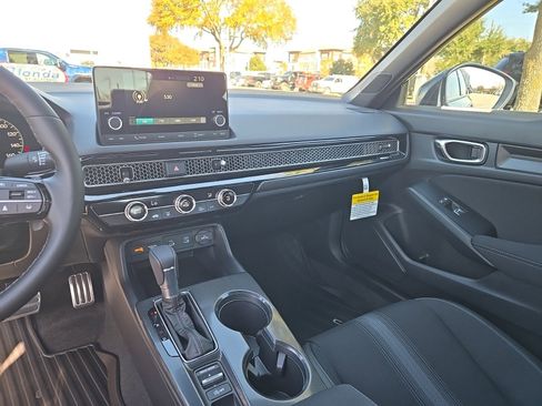 Used 2026 Honda Civic Sport image 17