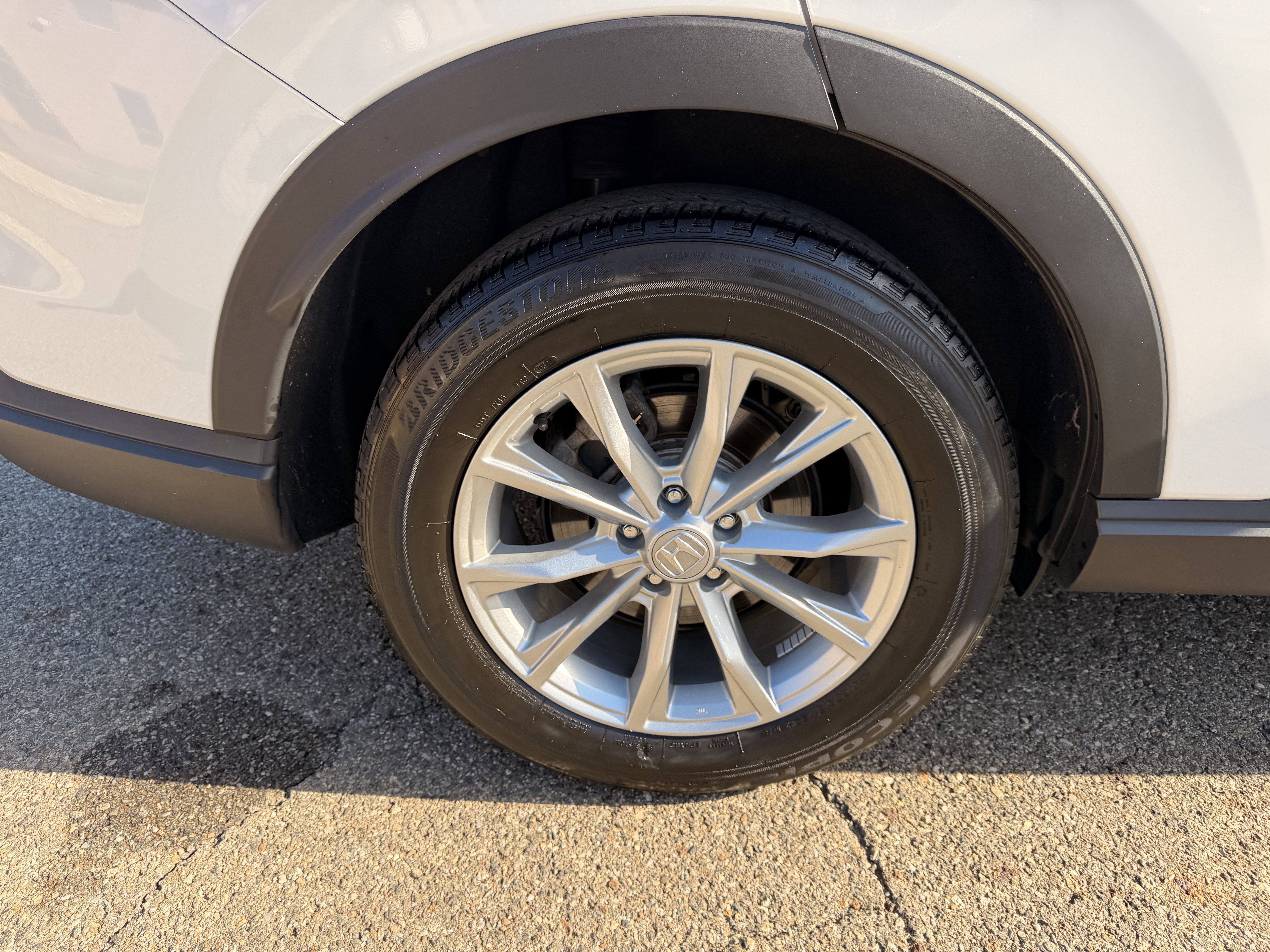 Used 2024 Honda CR-V EX image 9