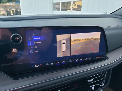 New 2026 Chevrolet Tahoe Premier image 39