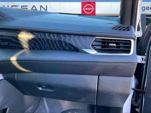 Used 2022 GMC Yukon Denali image 23