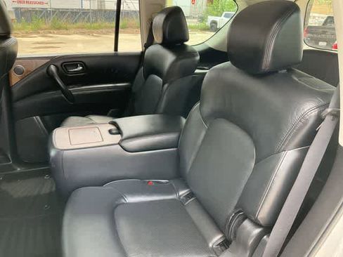 Used 2023 Nissan Armada SL w/ Captain's Chairs Package RWD image 17