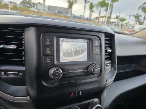 Used 2020 RAM 5500 Tradesman w/ Chrome Appearance Group image 16