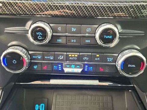 Used 2022 Ford F150 Lariat w/ Equipment Group 502A High AWD/4WD image 19