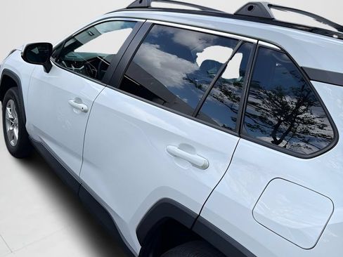 Used 2021 Toyota RAV4 XLE FWD image 5