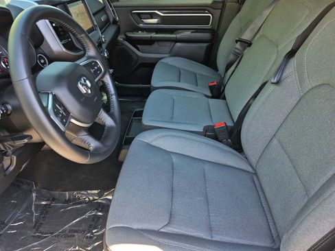 Used 2023 RAM 1500 Big Horn AWD/4WD image 12