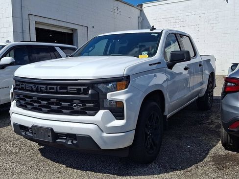Certified 2023 Chevrolet Silverado 1500 Custom w/ LPO, Dark Essentials Package AWD/4WD image 4