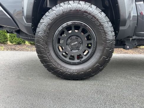 Used 2024 Toyota Tacoma TRD Off-Road w/ TRD Off Road Upgrade Package image 41
