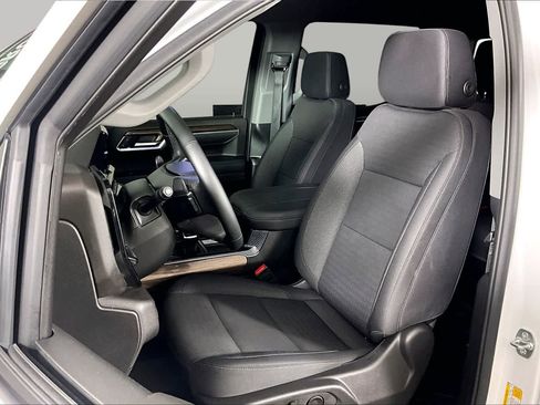 Certified 2025 Chevrolet Silverado 1500 LT w/ Safety Package RWD image 8