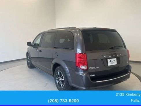 Used 2019 Dodge Grand Caravan GT FWD image 9