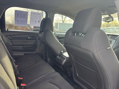 Used 2014 GMC Acadia SLE image 21