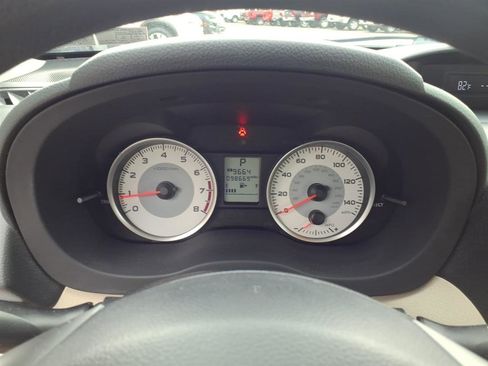 Used 2013 Subaru Impreza 2.0i Premium w/ All-Weather Pkg image 11