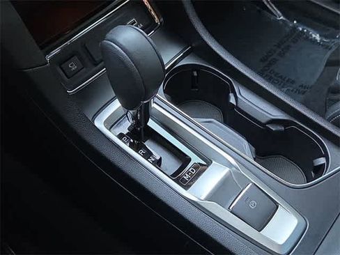 Used 2023 Subaru Ascent Limited w/ Technology Package image 34