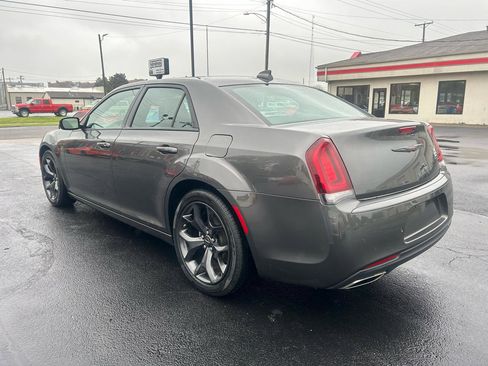 Used 2023 Chrysler 300 S image 7