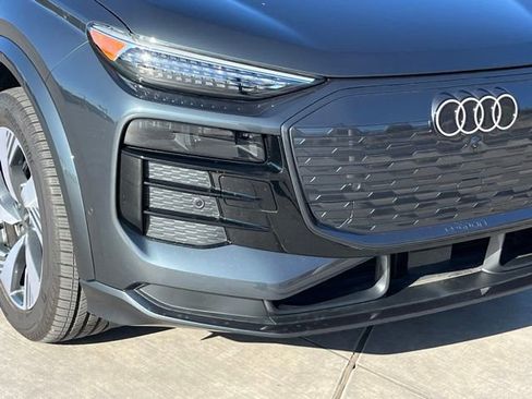 Used 2025 Audi Q6 e-tron Premium Plus w/ Premium Plus AWD/4WD image 9