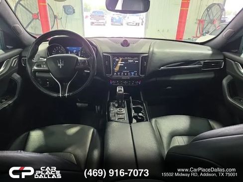 Used 2020 Maserati Levante S AWD/4WD image 7
