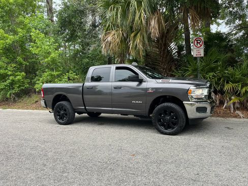 Used 2022 RAM 2500 Tradesman AWD/4WD image 3