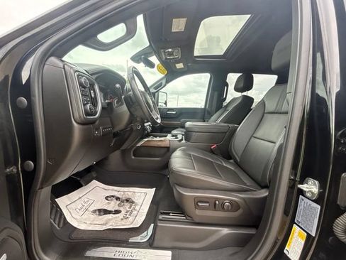 Used 2022 Chevrolet Silverado 3500 High Country w/ Z71 Off-Road Package AWD/4WD image 17