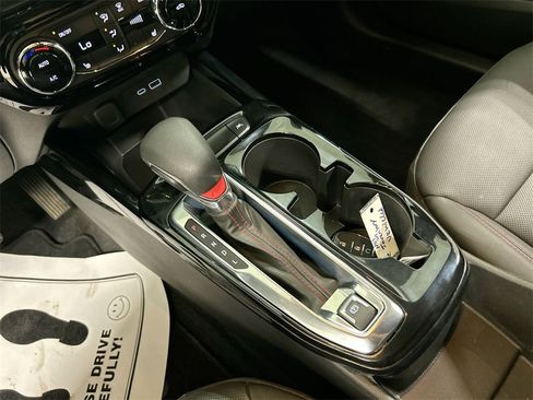 Used 2024 Chevrolet Trax RS w/ Driver Confidence Package image 17