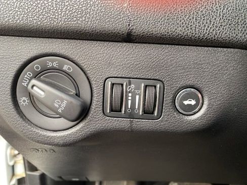 Used 2013 Chrysler 300 S image 14