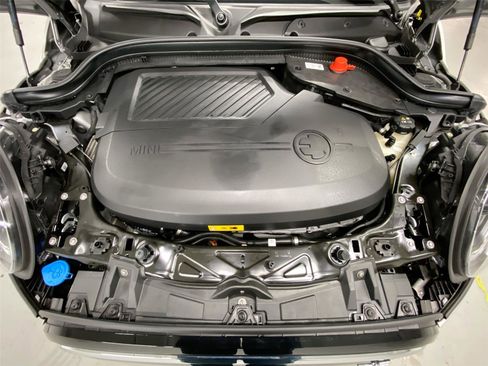 Certified 2024 MINI Cooper SE image 22