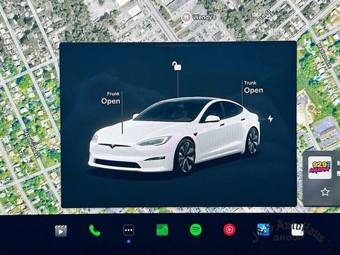 Used 2023 Tesla Model S Plaid image 25