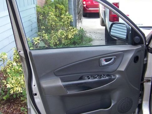 Used 2006 Hyundai Tucson Limited image 11