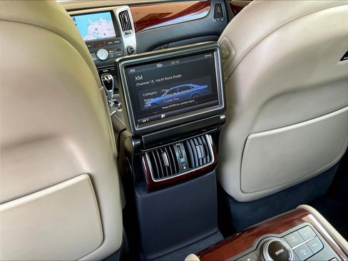Used 2013 Hyundai Equus Ultimate RWD image 10