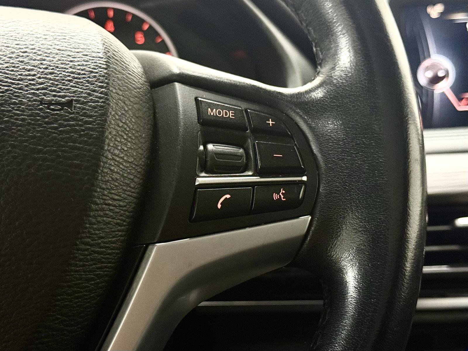 Used 2015 BMW X5 xDrive50i AWD/4WD image 27