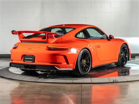 Certified 2019 Porsche 911 GT3 image 9
