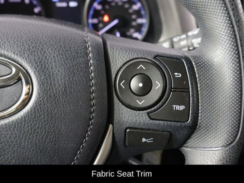 Used 2017 Toyota RAV4 LE image 10