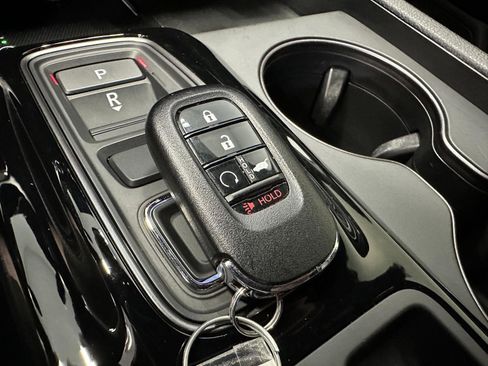 Certified 2025 Honda Pilot TrailSport image 34