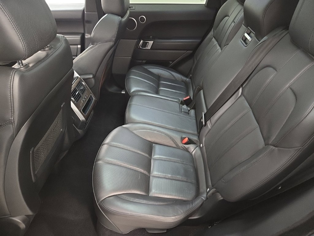 Used 2017 Land Rover Range Rover Sport HSE AWD/4WD image 23