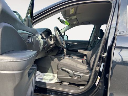Used 2019 Honda Ridgeline Sport image 9