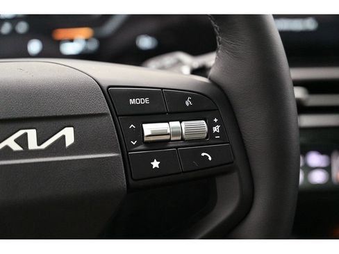 New 2026 Kia Sportage SX image 24