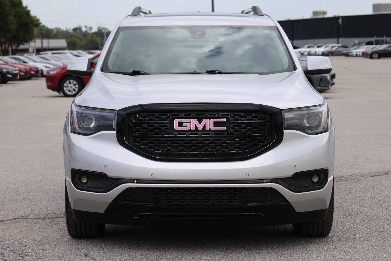 Used 2018 GMC Acadia Denali w/ Technology Package AWD/4WD image 5