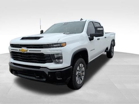Used 2025 Chevrolet Silverado 2500 Custom RWD image 7