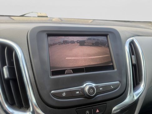 Used 2023 Chevrolet Equinox LS w/ LS Convenience Package FWD image 15